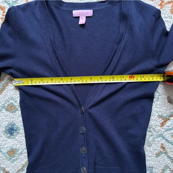 Lilly Pulitzer Navy Blue and Gold Rim Button V Neck Cardigan XS - Picture 2 of 9